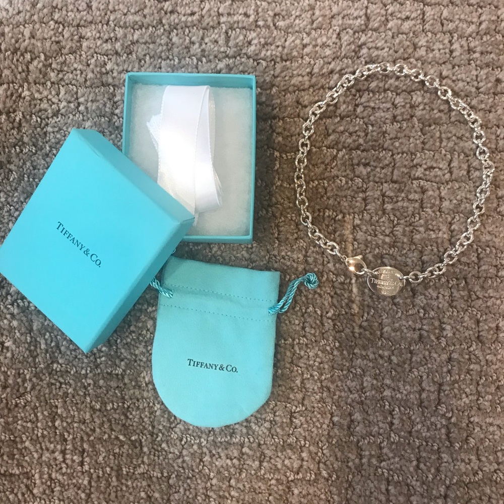 Tiffany & Co Return to Tiffany oval choker